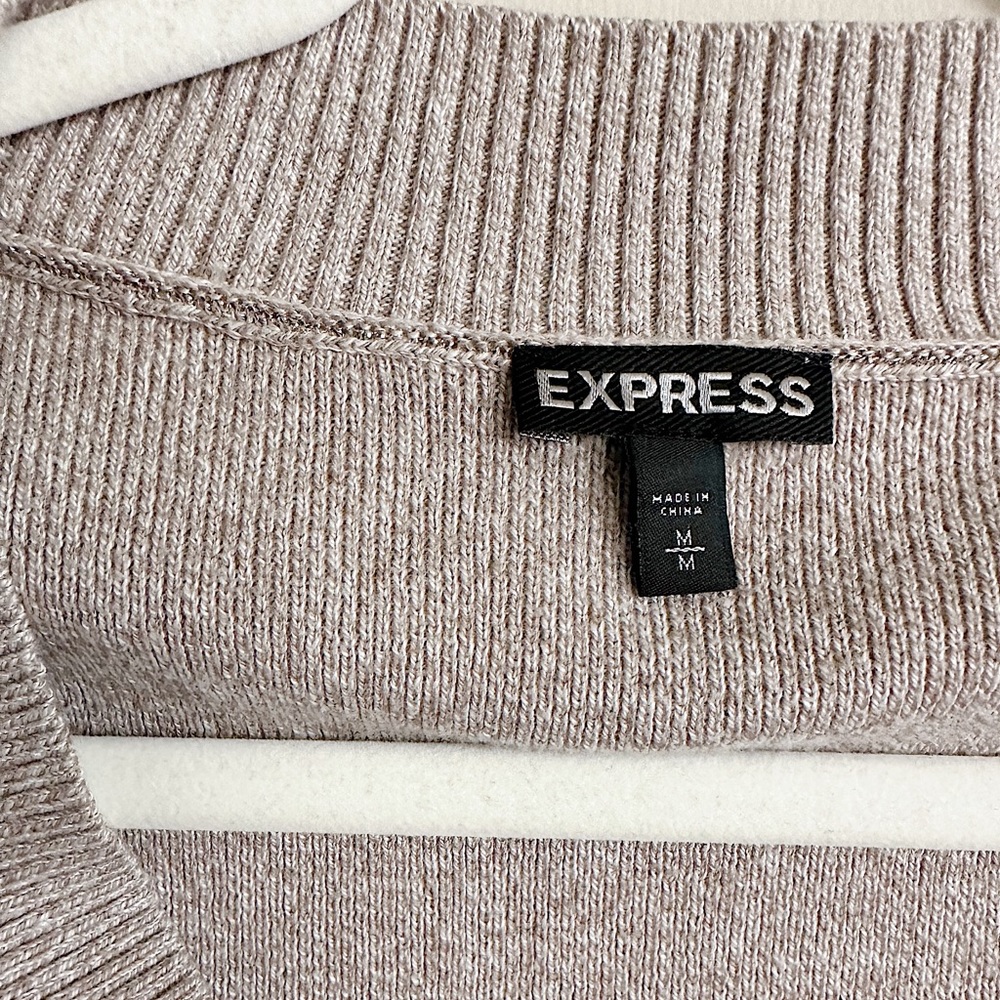Express Sweater - Picture 3 of 3